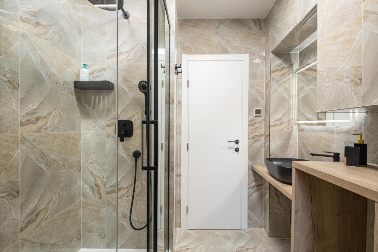 Luxury Accomodation Duje Split Bagian luar foto