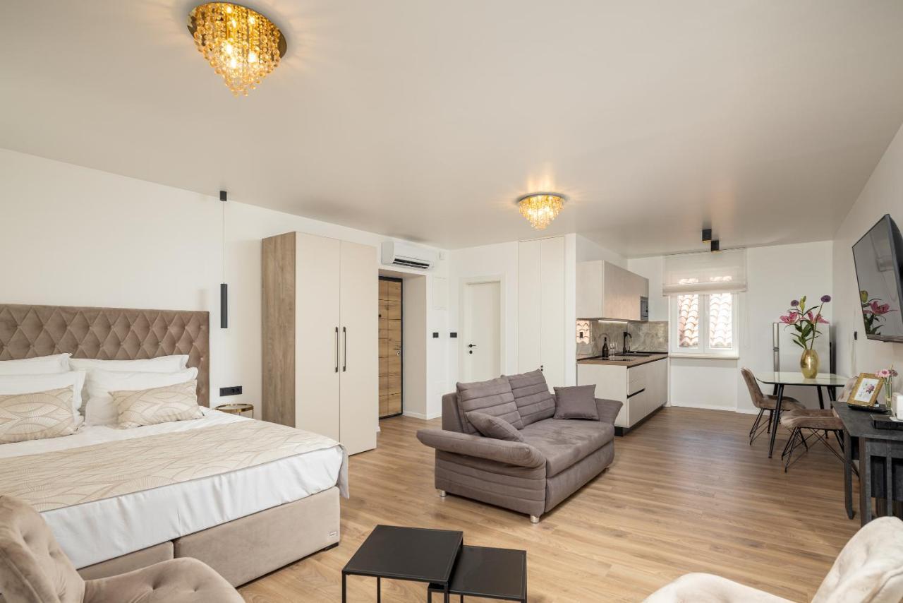 Luxury Accomodation Duje Split Bagian luar foto