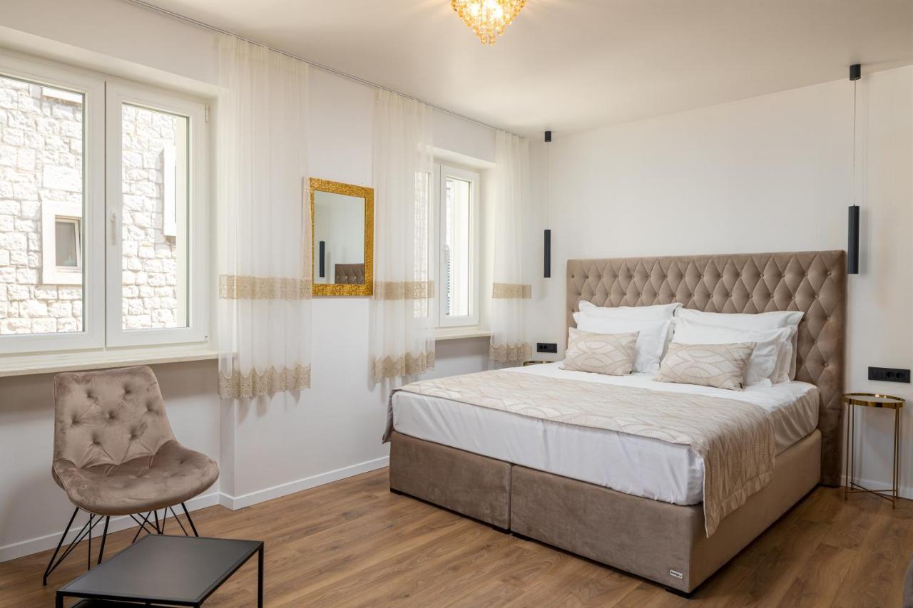 Luxury Accomodation Duje Split Bagian luar foto